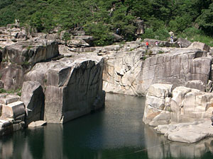 寝覚めの床